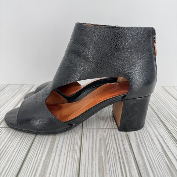 Gentle Souls Charlene sandals 8.5 peep toe cutout block heel zip black leather - Picture 3 of 8